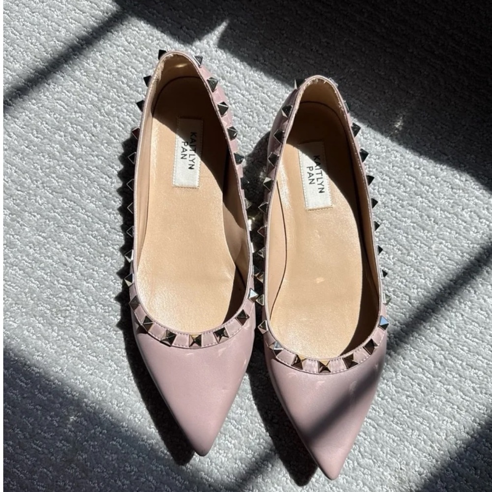 Kaitlyn Pan  Studded Women's flat